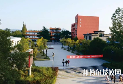 萍鄉(xiāng)湘東職業(yè)中等專業(yè)學(xué)校2020年招生錄取分數(shù)線