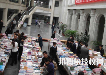 甘肅省郵電學(xué)校2020年報(bào)名條件、招生要求、招生對(duì)象