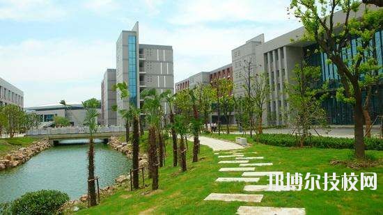 武漢建筑工程學(xué)校2020年有哪些專業(yè)
