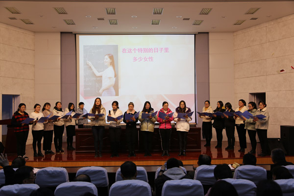 江蘇徐州醫(yī)藥高等職業(yè)學(xué)校2020年招生辦聯(lián)系電話