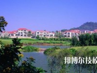 云南昆明工業(yè)學(xué)校2023年怎么樣、好不好