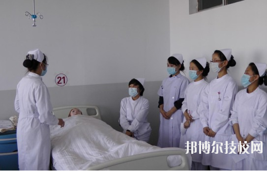 武漢衛(wèi)生學(xué)校2