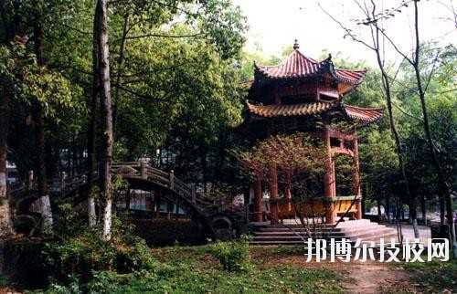 恩施衛(wèi)生學(xué)校學(xué)校怎么樣、好不好