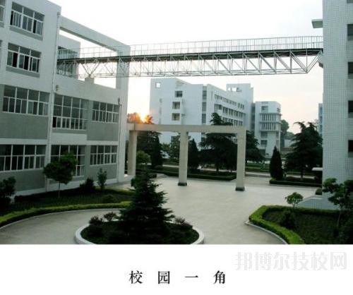 遵義紅花崗中等職業(yè)學(xué)校地址在哪里