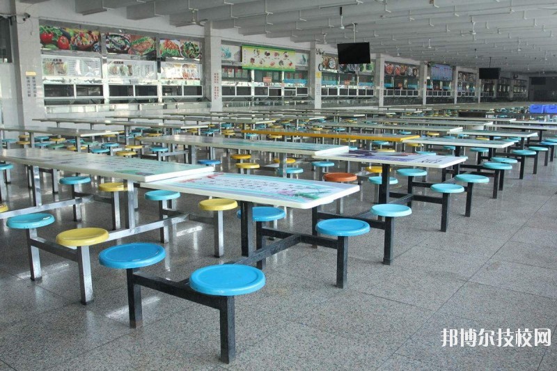 荊州機(jī)械電子工業(yè)學(xué)校2020年宿舍條件