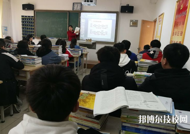 寶塔區(qū)職業(yè)教育中心2020年報(bào)名條件、招生要求、招生對(duì)象 