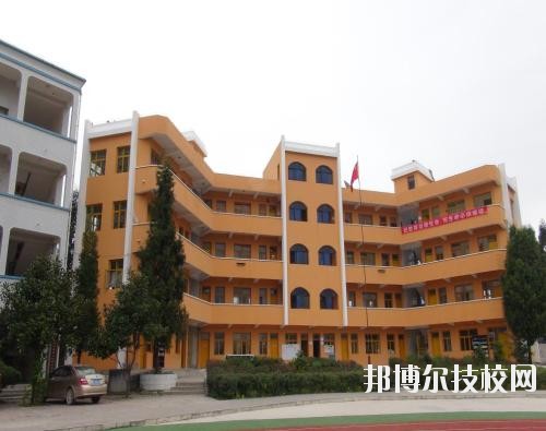 貴定中等職業(yè)技術(shù)學(xué)校2020年報名條件、招生要求、招生對象