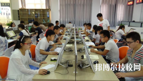 陜西商貿(mào)學(xué)院附屬中職校怎么樣、好不好