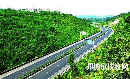 貴州紅果經(jīng)濟(jì)開發(fā)職業(yè)技術(shù)學(xué)校地址在哪里