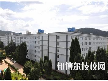 云南經(jīng)貿(mào)管理學(xué)校網(wǎng)址網(wǎng)站
