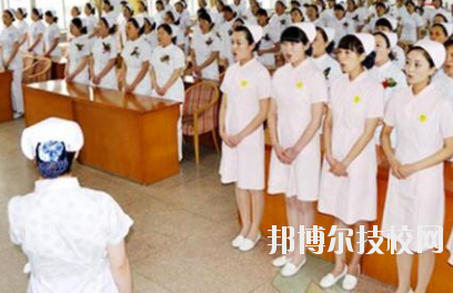 蘭州護(hù)士學(xué)校2020年報(bào)名條件、招生要求、招生對(duì)象