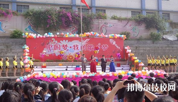 重慶醫(yī)藥科技學校怎么樣、好不好