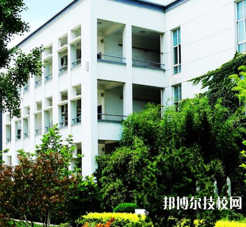 江蘇高淳中等專業(yè)學校網(wǎng)站網(wǎng)址