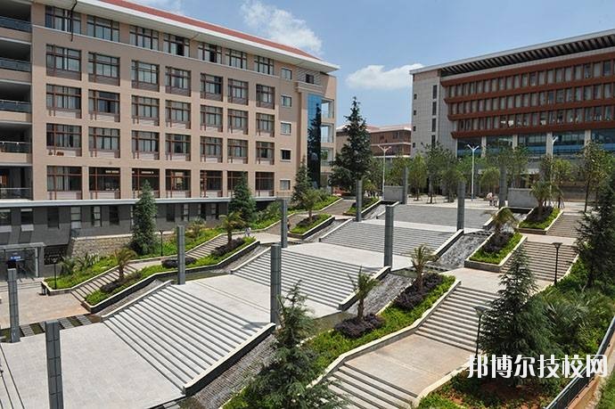 襄樊工業(yè)學(xué)校學(xué)校怎么樣、好不好