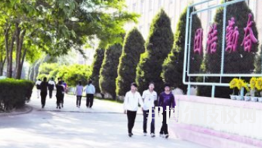 甘肅省商業(yè)學校2020年報名條件、招生要求、招生對象