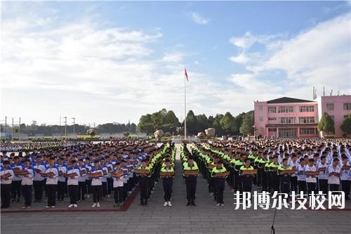 玉溪工業(yè)財(cái)貿(mào)學(xué)校地址在哪里