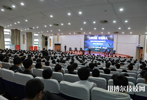 常熟高新園中等專業(yè)學(xué)校2020年報(bào)名條件、招生要求、招生對(duì)象