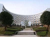 湖北東風(fēng)汽車技師學(xué)院2023年學(xué)費(fèi)、收費(fèi)多少