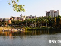 湖北東風(fēng)汽車技師學(xué)院2023年報(bào)名條件、招生要求、招生對(duì)象