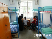 寧鄉(xiāng)縣職業(yè)中專學(xué)校2023年宿舍條件