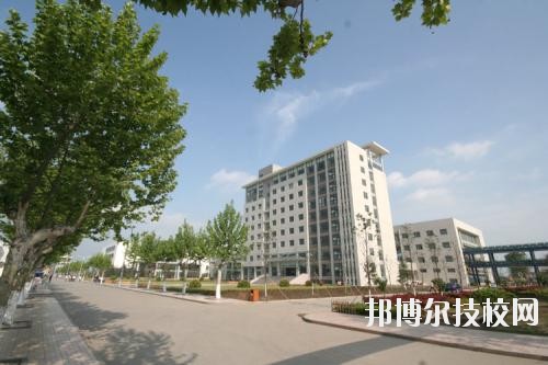 開陽職業(yè)技術學校地址在哪里