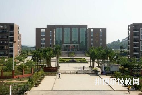 武漢南華光電職業(yè)技術(shù)學(xué)校學(xué)校怎么樣、好不好