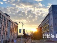 金沙中等職業(yè)學(xué)校2020年招生辦聯(lián)系電話