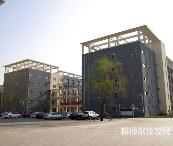 武漢第二高級技工學(xué)校2020年報(bào)名條件、招生要求、招生對象