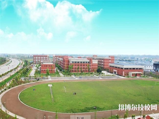 武漢新洲高級(jí)職業(yè)中學(xué)2020年招生辦聯(lián)系電話