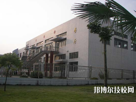 江蘇金湖中等專業(yè)學(xué)校2020年宿舍條件