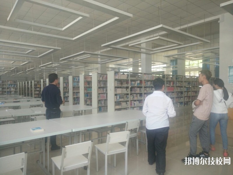 云南廣播電視學(xué)校2020年有哪些專(zhuān)業(yè)