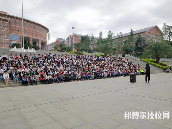 保山中醫(yī)藥高等專科學(xué)校地址在哪里