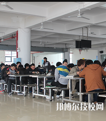 宿遷經(jīng)貿(mào)高等職業(yè)技術(shù)學(xué)校2020年宿舍條件