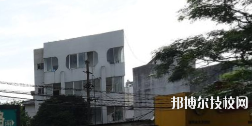 桂林工業(yè)中等專業(yè)學(xué)校2020年宿舍條件 