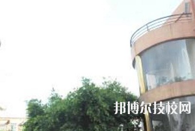 昆明旅游職業(yè)中學(xué)2020年報(bào)名條件、招生要求、招生對(duì)象
