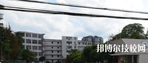 桂林工業(yè)中等專業(yè)學(xué)校2020年招生辦聯(lián)系電話 