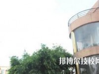 昆明旅游職業(yè)中學(xué)2020年報名條件、招生要求、招生對象