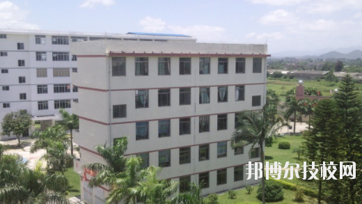 博白職業(yè)中等專業(yè)學校2020年招生辦聯(lián)系電話