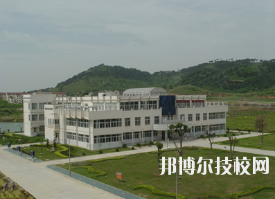 江蘇溧陽中等專業(yè)學校2020年招生辦聯(lián)系電話