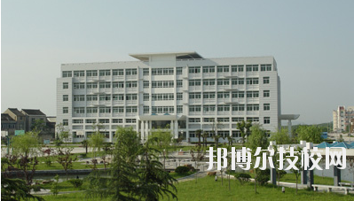 江蘇溧陽中等專業(yè)學(xué)校2020年報(bào)名條件、招生要求、招生對(duì)象