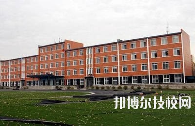 楚雄工業(yè)學(xué)校地址在哪里