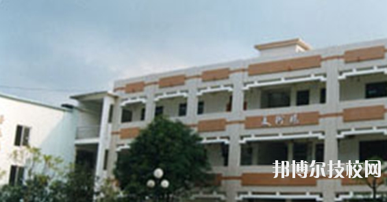 廣西藝術(shù)學(xué)校2020年報名條件、招生要求、招生對象 