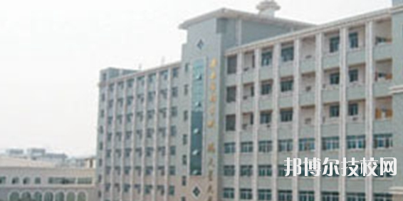 廣西藝術(shù)學(xué)校2020年招生辦聯(lián)系電話