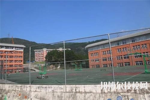 黃平中等職業(yè)學(xué)校2020年報名條件、招生要求、招生對象