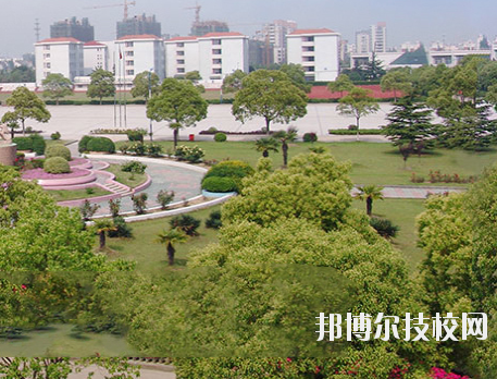 江蘇金壇中等專業(yè)學(xué)校2020年報(bào)名條件、招生要求、招生對象