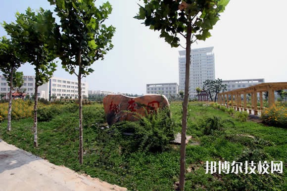 衡水科技工程學(xué)校2020年學(xué)費(fèi)、收費(fèi)多少