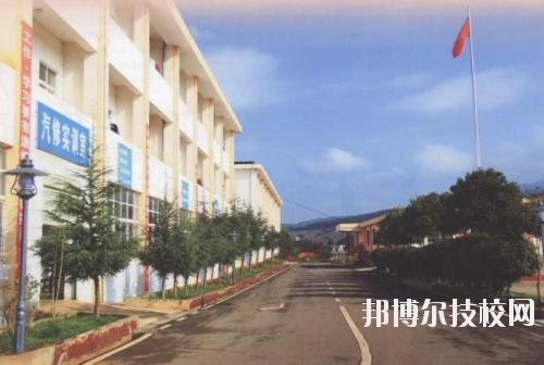 云南冶金高級(jí)技工學(xué)校怎么樣、好不好