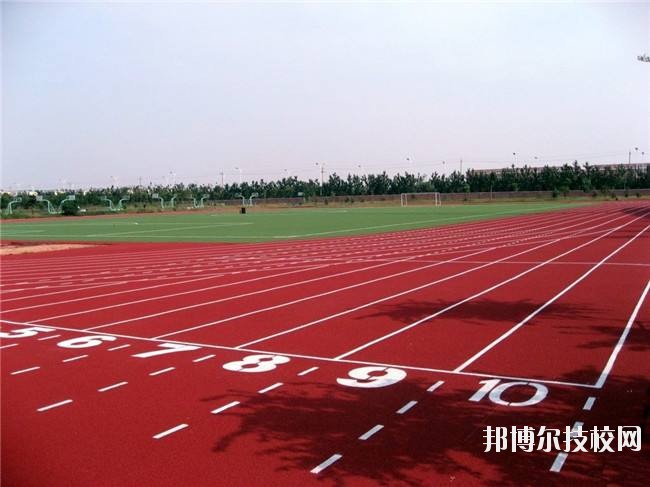 鷹潭九龍職業(yè)中等專業(yè)學(xué)校怎么樣、好不好