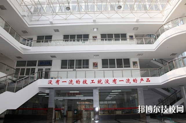 江西技師學(xué)院2020年報名條件、招生要求、招生對象 