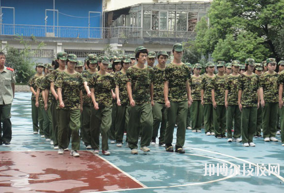 武漢洪山外經(jīng)貿(mào)學(xué)校3